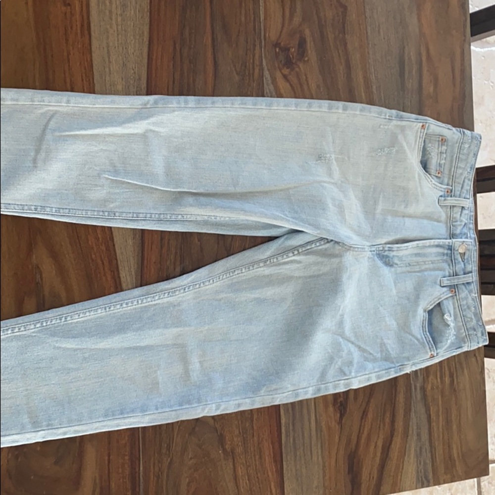 Washed out boyfriend cut frayed hipster jeans